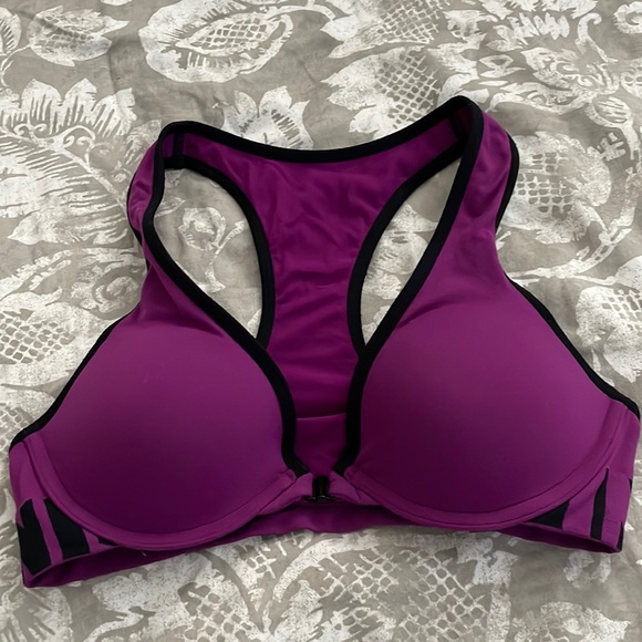 PINK SPORT BRA🤍 - Picture 1 of 6
